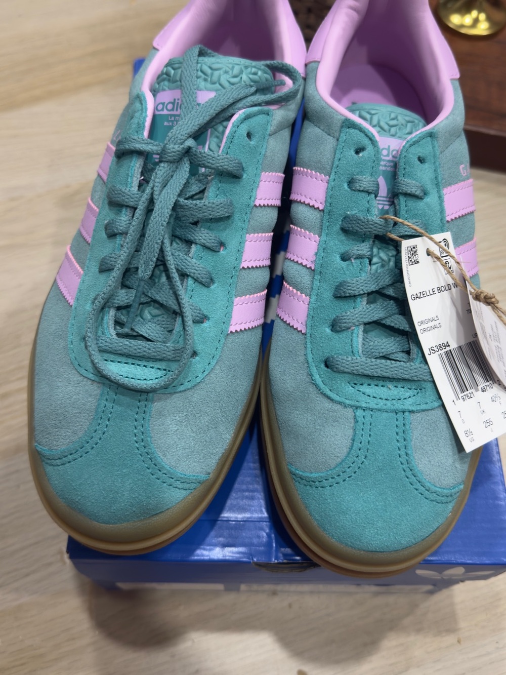 Authentic adidas Gazelle Bold Suede Sneakers new in the box - 1905499 - Picture 3 of 6